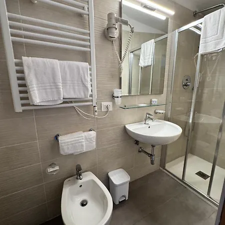 Venezia 3* Специя