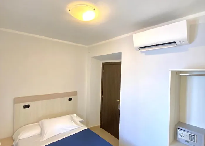 Venezia لا سبيتسْيا